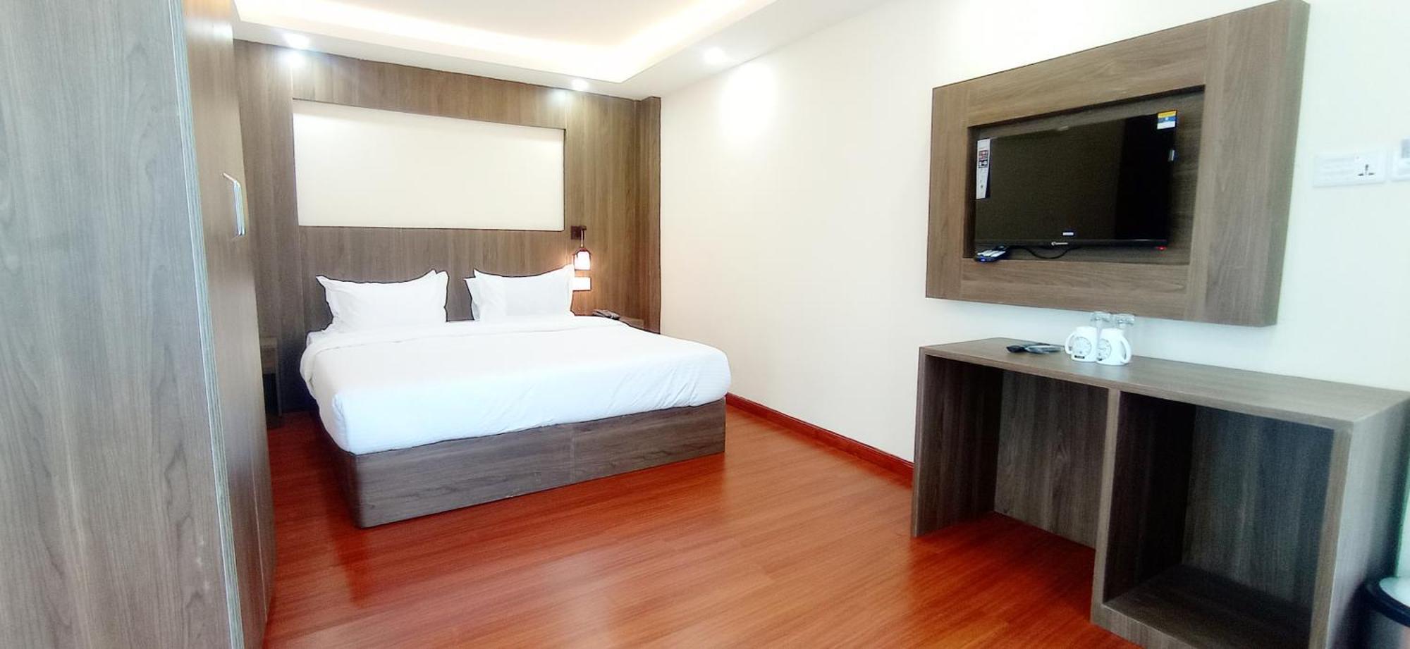 Hotel Aerolink Катманду Экстерьер фото